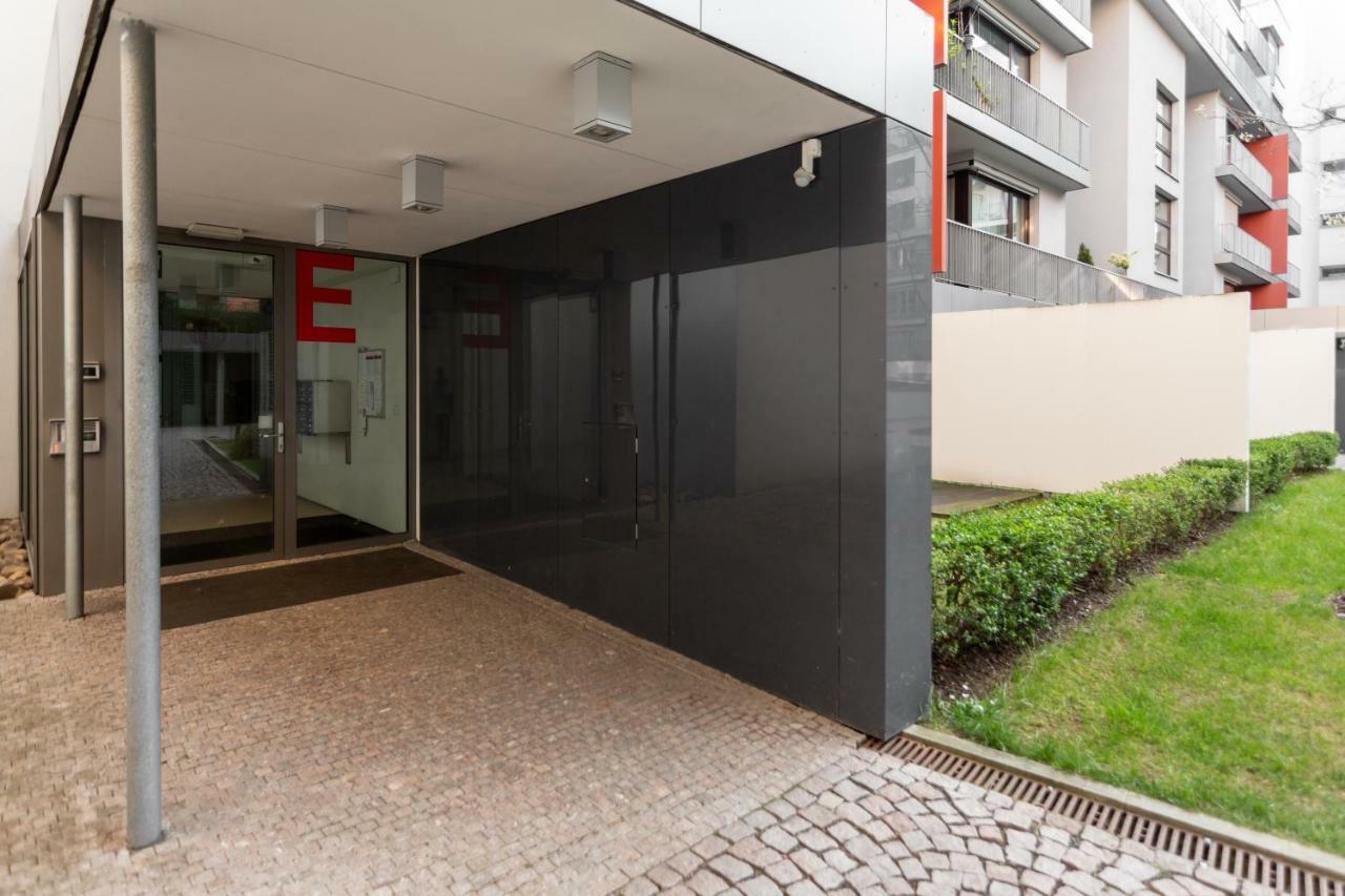 Prague Days - Family 2Bdr Apt - Garage Parking - Balcony 외부 사진